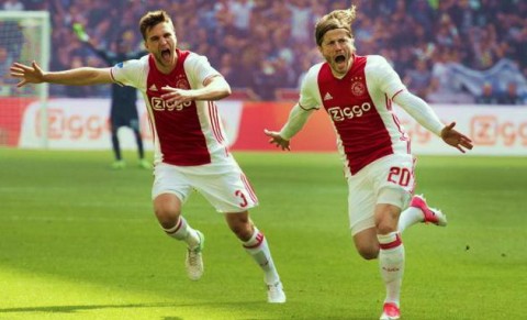 Ajax koncertowo wygrywa The Klassiker