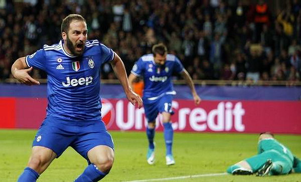 gonzalo higuain juventus