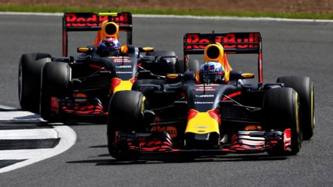 Max Verstappen and Daniel Ricciardo F1 2016